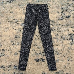 FABLETICS Leggings size Small
